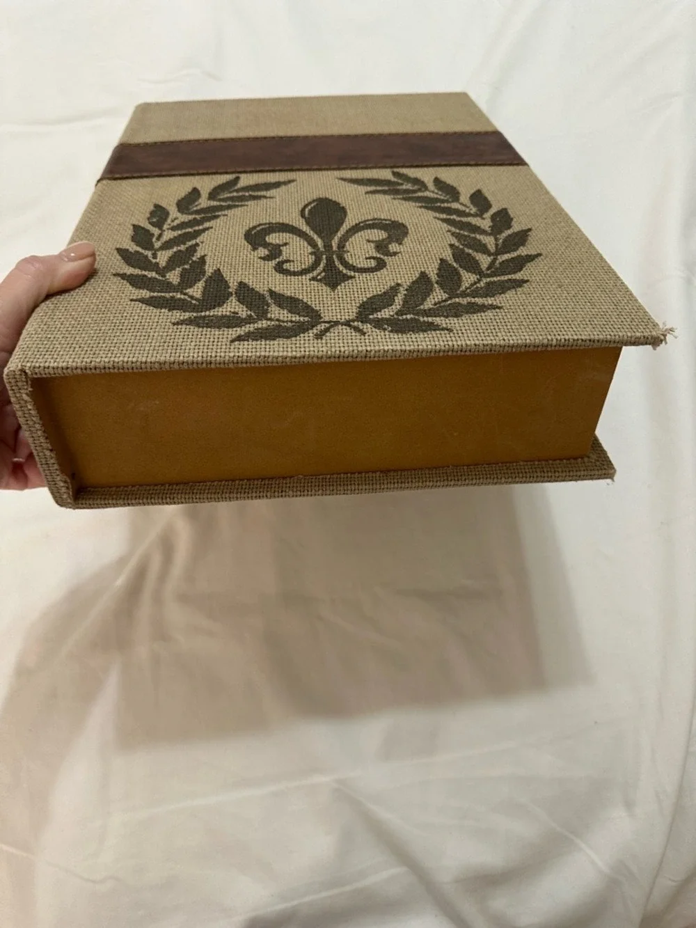 PARIS FAUX BOOK STORAGE BOX LINEN FLEUR DE LIS HIDDEN COMPARTMENT TABLE DECOR